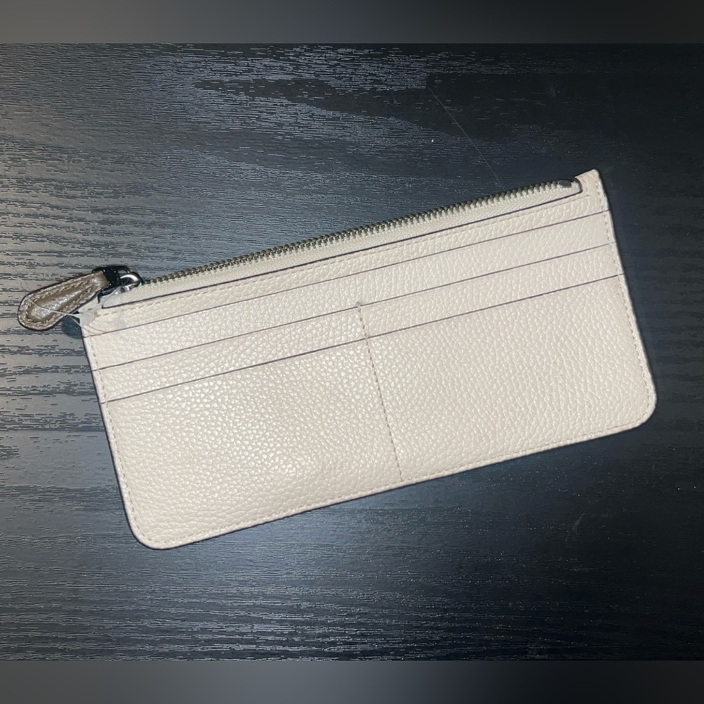 COACH Cream Leather Wallet - Picture 2 of 4